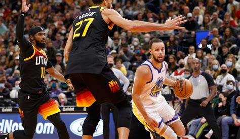 Golden State Warriors vs Utah Jazz .